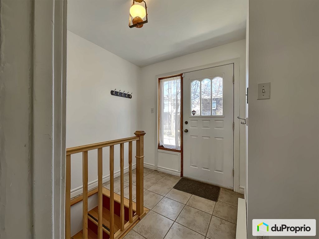 $745,000 - 2 Storey for sale in Longueuil (Vieux-Longueuil) — photo 2