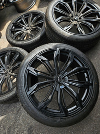 22" Range Rover Velar Replica Wheels - Summer Tires 285/35/22