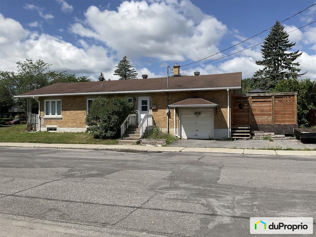 $695,700 - Intergenerational for sale — photo 2