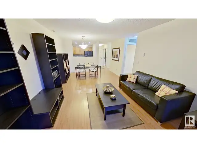 #119 12110 106 AV NW NW Edmonton, Alberta in Condos for Sale in Edmonton - Image 13
