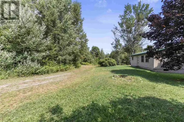 80 Chiblow Lake RD Iron Bridge, Ontario in Houses for Sale in Sault Ste. Marie - Image 27