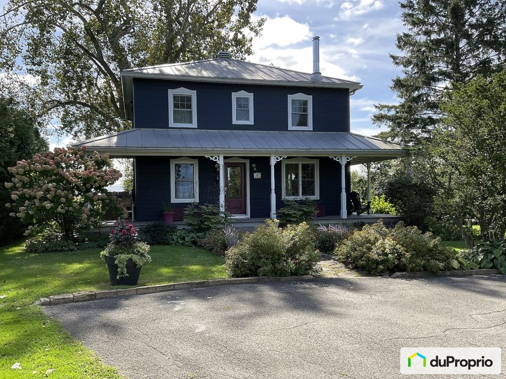 $895,000 - 2 Storey for sale in Chateauguay — photo 1