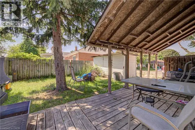 119 WALKER Street Kitchener, Ontario in Houses for Sale in Kitchener / Waterloo - Image 12