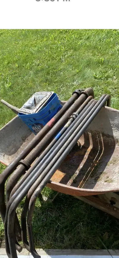 Oval track bars in sizes from 1 1/2 to 2” Have shocks and other parts for most divisions. Just clean...