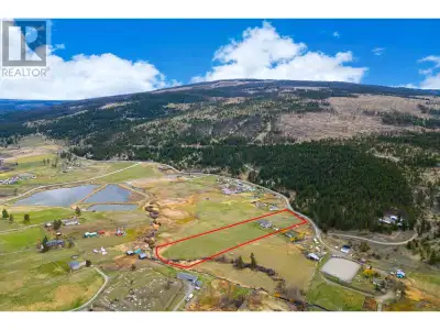 Welcome to this WestCoast-style 2010 custom-built gem, offering 1,500 sq ft of stylish living space...