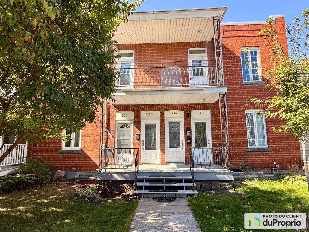18e Avenue — photo 1