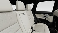BMW Laval vous présente la puissante *BMW X1 M35i xDrive 2026*. La nouvelle BMW X1 a la sportivité e... (image 3)