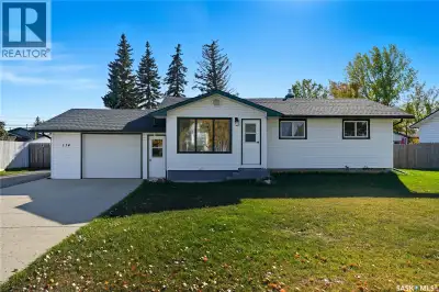 Move-in ready bungalow on a massive 100' wide lot in a great Martensville location—close to schools,...