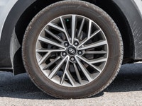 *Leather Seats!* The 2020 Hyundai Tucson has a look that inspires adventure. This 2020 Hyundai Tucso... (image 3)