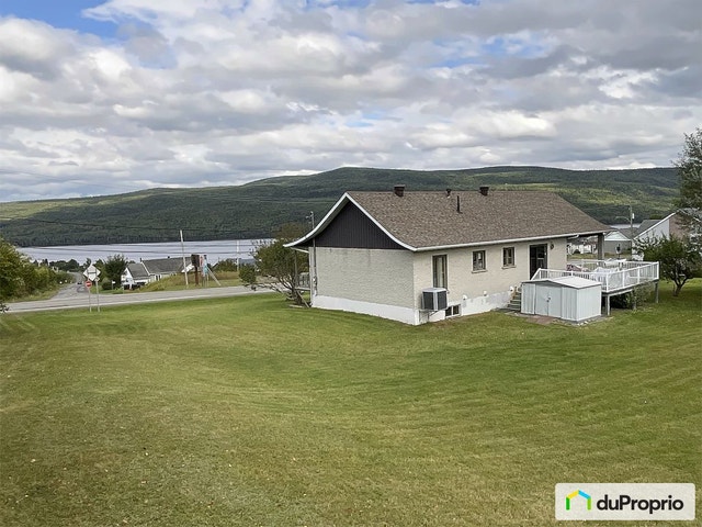 $258,000 - Bungalow for sale in Pohenegamook — photo 3