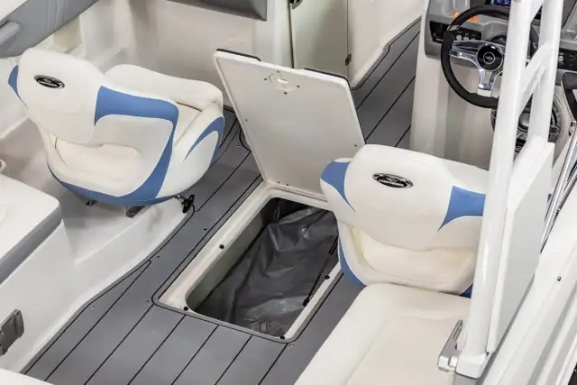 2026 Chaparral GTS 3 SURF in Powerboats & Motorboats in Kingston - Image 38