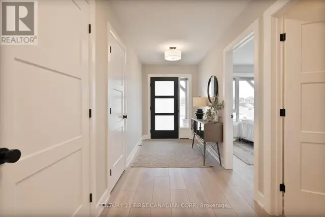 21 HAMILTON STREET North Middlesex (Ailsa Craig), Ontario in Houses for Sale in Grand Bend - Image 5