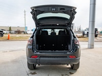 Welcome to 400 Chrysler Dodge Jeep Ram. Fresh oil change, | Fully detailed, 4WD. This vehicle is a d... (image 7)