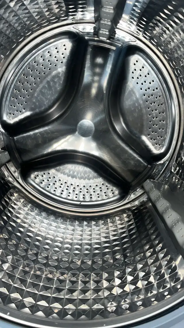 Samsung 27” Stackable Washer And Drye Tested  30-Day Warranty in Washers & Dryers in Kitchener / Waterloo - Image 8