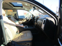 Thanks for viewing our South View Motors Inventory! 73,000KMS ON THIS FLAWLESS 2018 GMC SIERRA 1500... (image 1)