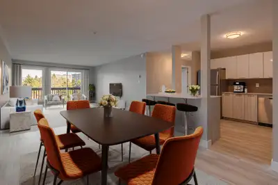 109 Greenpark Close - Greenpark Suites Apartment for Rent