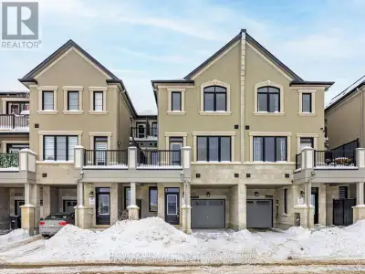 Step Into This Stunning, Modern Townhouse END UNIT Nestled In The Vibrant Heart Of Churchill Meadows...