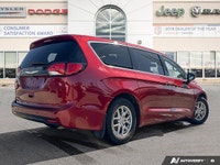 Leather | 7 Seater | Heated Seats + Wheel | Back-up Camera | Bluetooth | Cruise Control | Low kms |... (image 5)