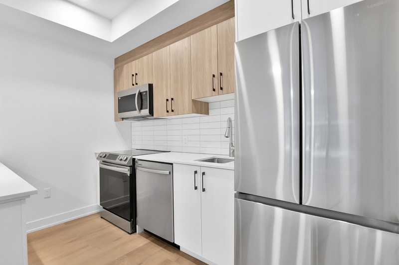 88 Beechwood One Bedroom + Den for Rent in Vanier Long Term Rentals