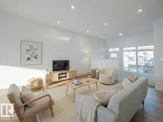 675 173 AV NE Edmonton, Alberta in Houses for Sale in Strathcona County - Image 3