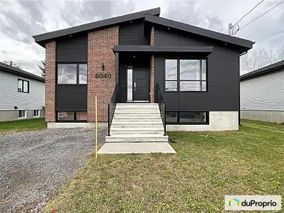 Maison bien éclairée avec une grande fenestration. Quartier familial avec de super voisins. Extra de...