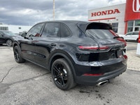 Engineered for exhilarating performance and refined capability, this 2019 Porsche Cayenne Sport Util... (image 7)