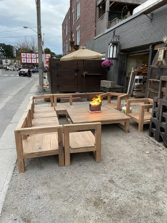 Outdoor Solid reclaimed wood furniture in Patio & Garden Furniture in City of Toronto - Image 4