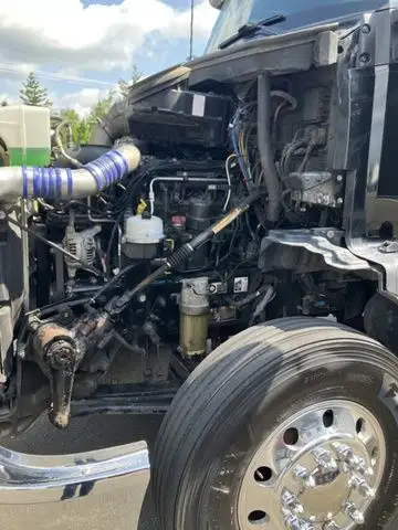 2022 Kenworth T680 in Heavy Trucks in Moncton - Image 11