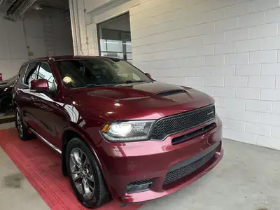 5.7 L V8 ENGINE ALL WHEEL DRIVE LEATHER SEATS HEATED SEATS SUNROOF NAVIGATION SYSTEM 7 PASSENGER SEA...