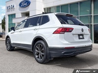 Power Liftgate, Wireless Charging, Adaptive Cruise Control, Climate Control, Heated Seats, Apple Car... (image 3)