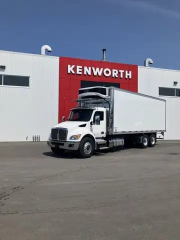 2026 T480 TANDEM WITH 26' VANGUARD INSULATED BODY AND S9 CARRIER REEFER READY TO GO TO WORK !! 2026...