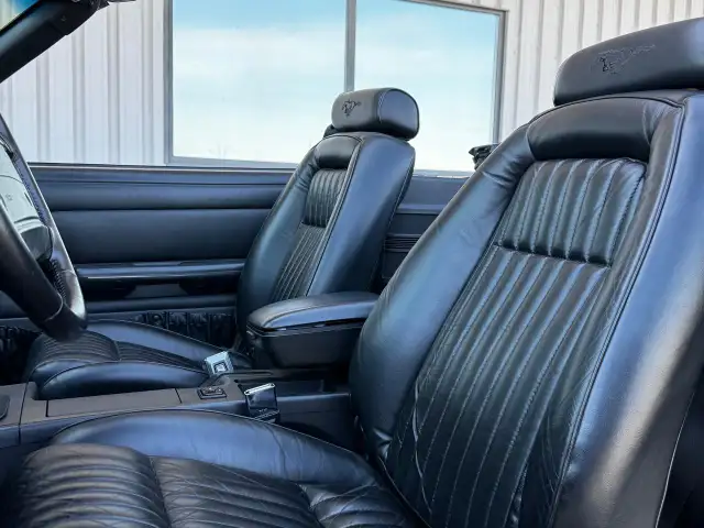 1993 Ford Mustang LX **ALL ORIGINAL FROM FACTORY** in Cars & Trucks in Hamilton - Image 35
