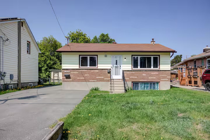 3 Bedroom, 2 Bathroom Home for Rent – Greater Sudbury 2