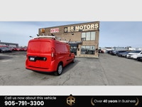 No accident Ontario vehicle with Lot of Options! - Grey interior, - Cruise Control, - Back up Camera... (image 7)