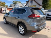 2019 Nissan Rogue AWD SV,excellent conditions,two previous owners,carfax shows a minor claim,safety... (image 8)