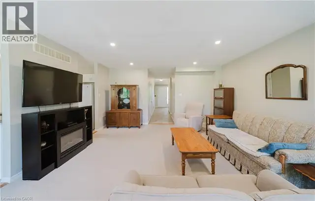 24 JOSEPH LICHTI Lane Baden, Ontario in Houses for Sale in Kitchener / Waterloo - Image 12