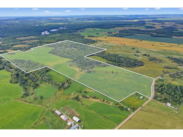 14 Ch. de Tancredia L'Île-du-Grand-Calumet, Quebec in Land for Sale in Gatineau - Image 6