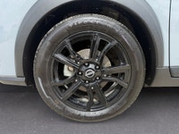NO ACCIDENTS. SMOOTH & RESPONSIVE HANDLING 1.6L 4-Cylinder Engine Xtronic CVT Automatic Transmission... (image 9)