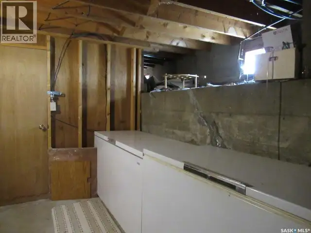 207 2nd AVENUE W Smiley, Saskatchewan in Houses for Sale in Saskatoon - Image 39