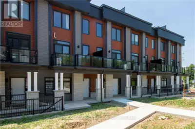32 - 2 WILLOW STREET Brant (Paris), Ontario