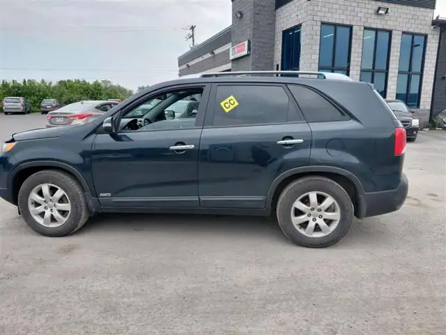 2012 KIA Sorento LX in Cars & Trucks in Drummondville - Image 3