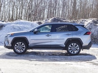 This Toyota RAV4 Limited delivers a refined driving experience with the versatility you expect from... (image 4)