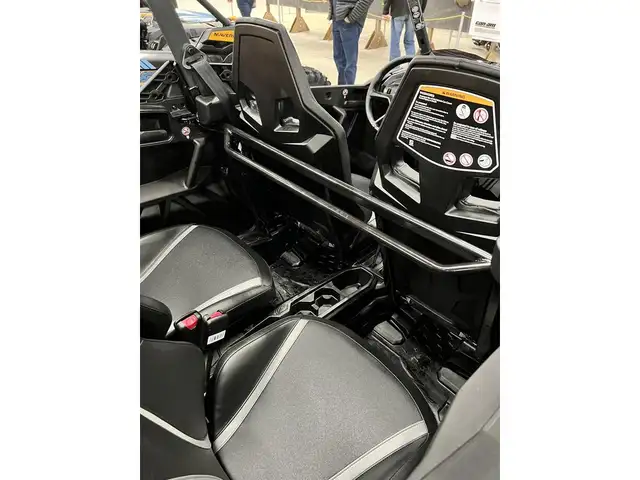 2025 Can-Am Maverick Sport MAX DPS 1000R in ATVs in New Glasgow - Image 7