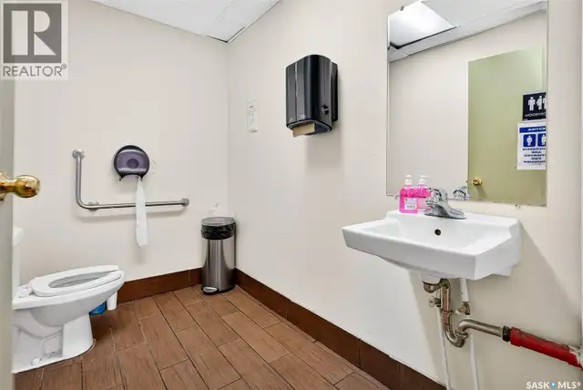 220-222 Main STREET N Moose Jaw, Saskatchewan in Commercial & Office Space for Sale in Moose Jaw - Image 26