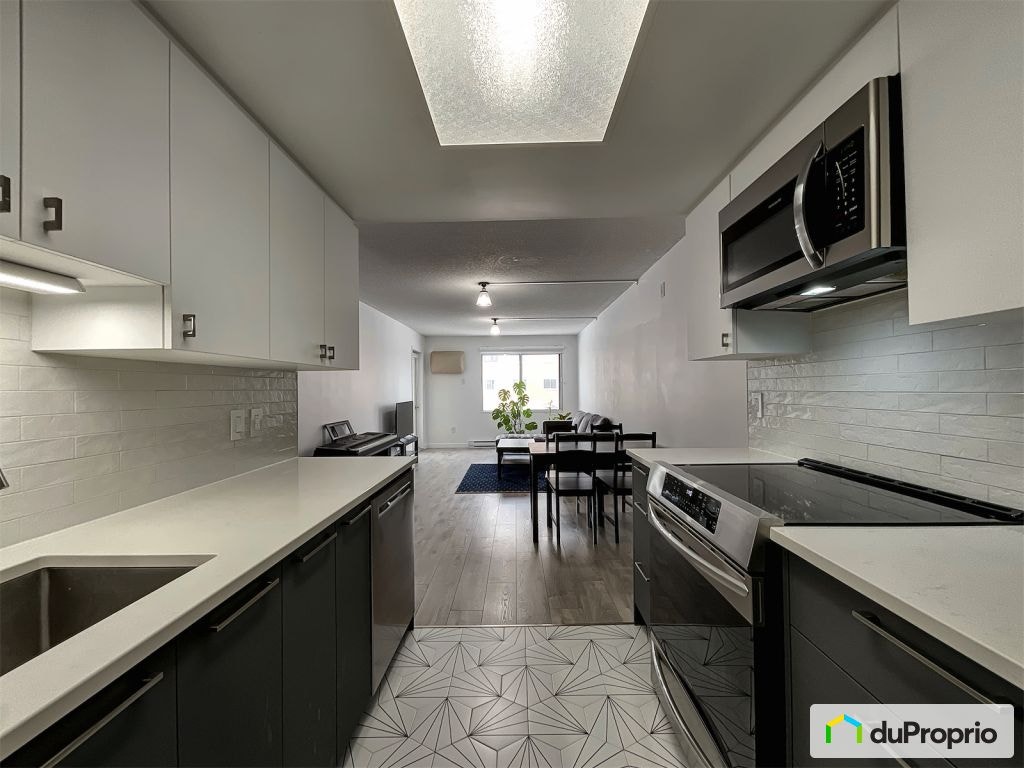 $367,000 - Condominium for sale in Anjou — photo 1
