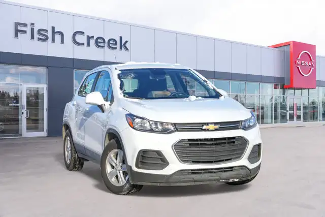 2021 Chevrolet Trax LS | Rear-View Camera | Carplay | No in Cars & Trucks in Calgary - Image 10