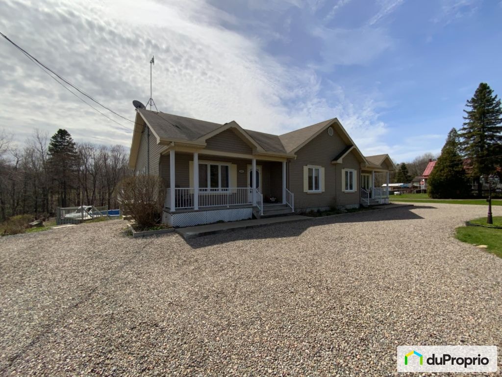 $695,000 - Intergenerational for sale in St-Cuthbert — photo 2