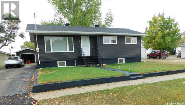 6 H AVENUE Willow Bunch, Saskatchewan in Houses for Sale in Moose Jaw