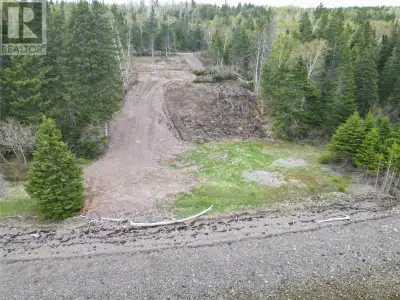 This cleared parcel of land is just waiting for its new owner to build their dream cottage/home! Sit...