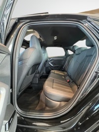 Audi A3 Technik 2025, never been in an accident, eligible for the CPO certified programme, comes wit... (image 7)